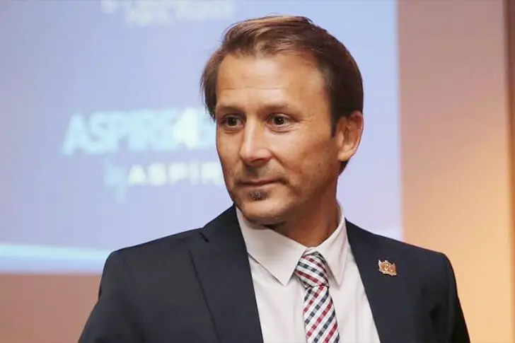 Gaizka Mendieta (30 millones de dólares)