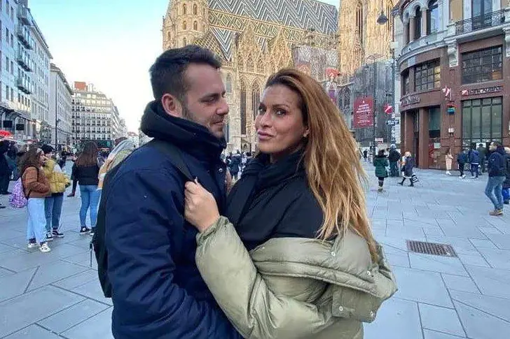 Lara Sajen y Javier