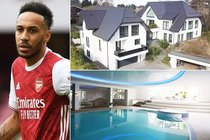 Pierre-Emerick Aubameyang – £3.5 million, Dortmund