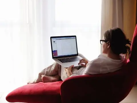 There’s an Upside to Dreaded Tax Filing Season & These Are the Best Ways to Take Advantage of It