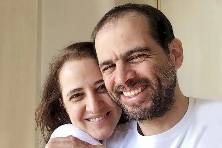 Moreno Veloso e Clara Flaksman – 17 anos de casamento, dois filhos