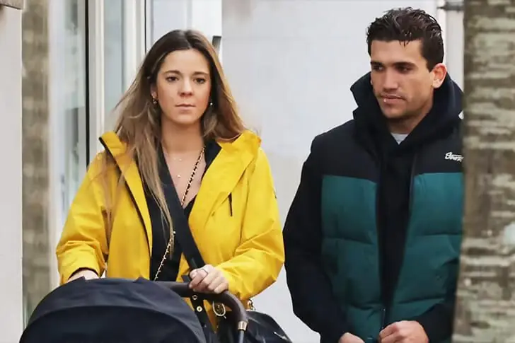 Jaime Lorente y Marta Goenaga