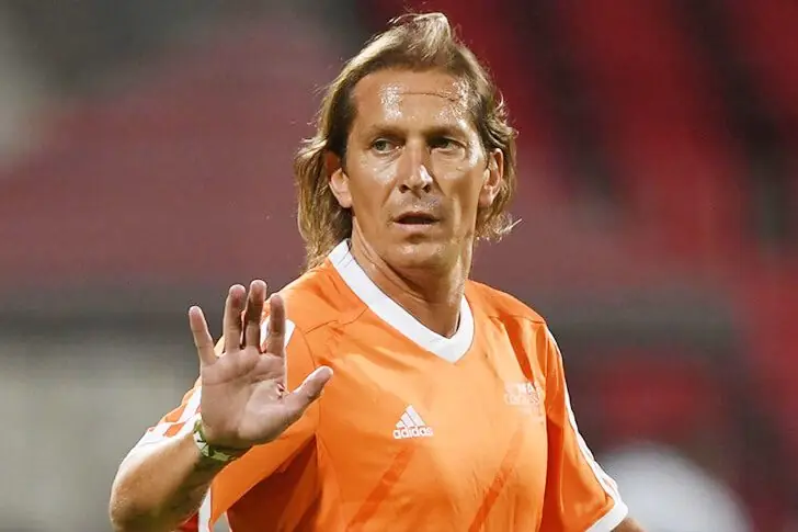 Michel Salgado (5 millones de dólares)