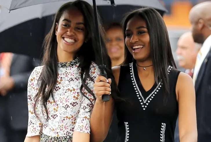 Malia and Sasha Obama together