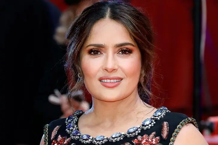 Salma Hayek, 59 años: Veracruz – $1.18 millones de dólares al mes