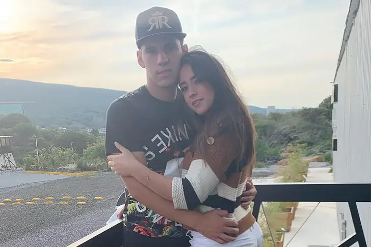 Jesús Angulo – 28 años (2026) y Evelyn de León – 29 años (2026) – 7 años