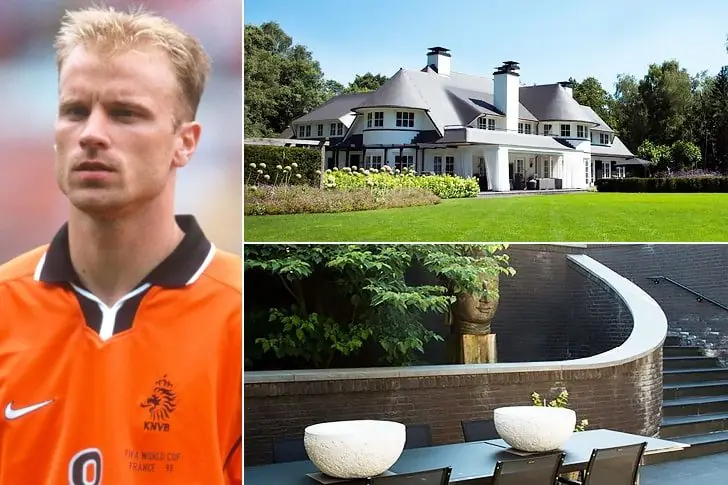 Dennis Bergkamp – Price Undisclosed, Blaricum