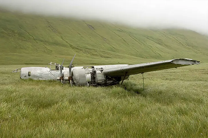 Vergessener Bomber auf Atka Island