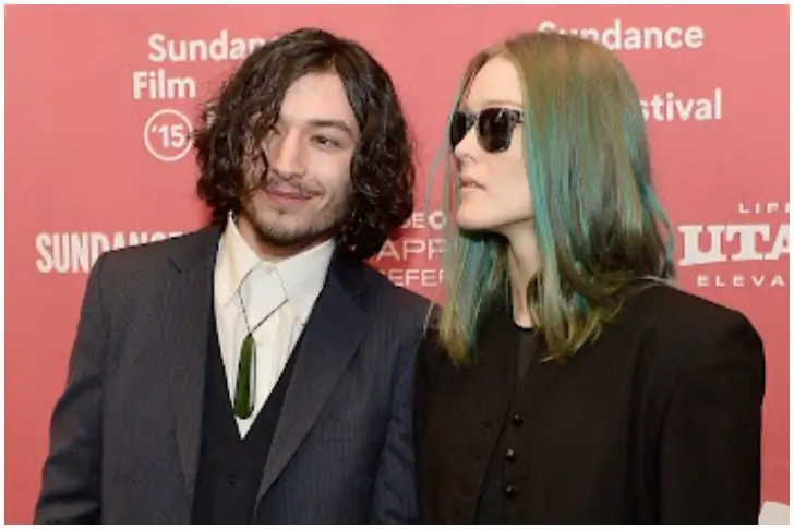 Erin Urb & Ezra Miller – 1 Year Together