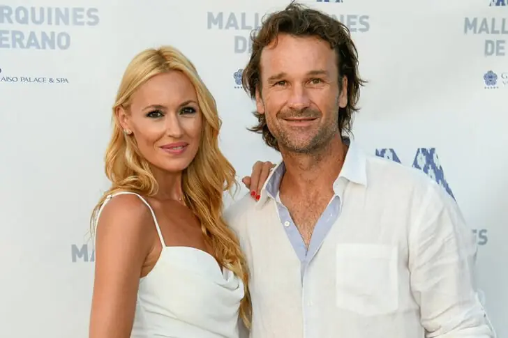 Carolina Cerezuela y Carlos Moyá