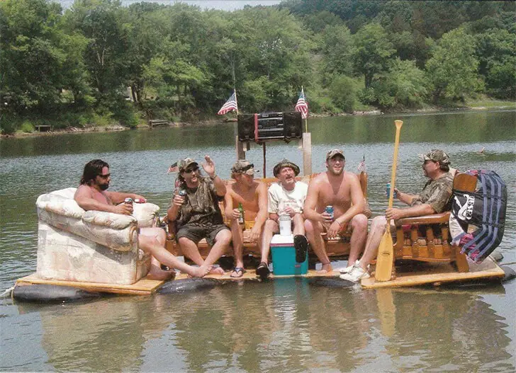 Mid-Lake Chill-Out