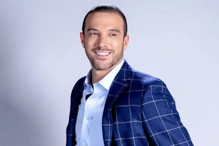Julián Elfenbein – 49 años – Santiago de Chile – 31.000$ por mes