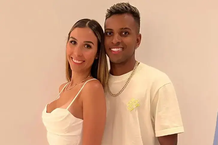 Rodrygo (22 años) y Luana Atik Lopes (23 años) – 3 años juntos