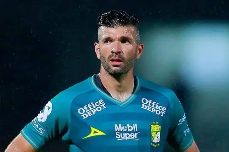 Emmanuel Gigliotti (34 años (2022), Buenos Aires) – 6 millones de dólares