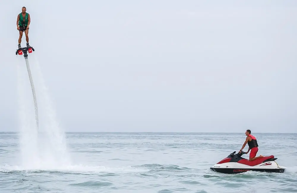 Flyboarding: Defying Gravity on Dubai’s Waters