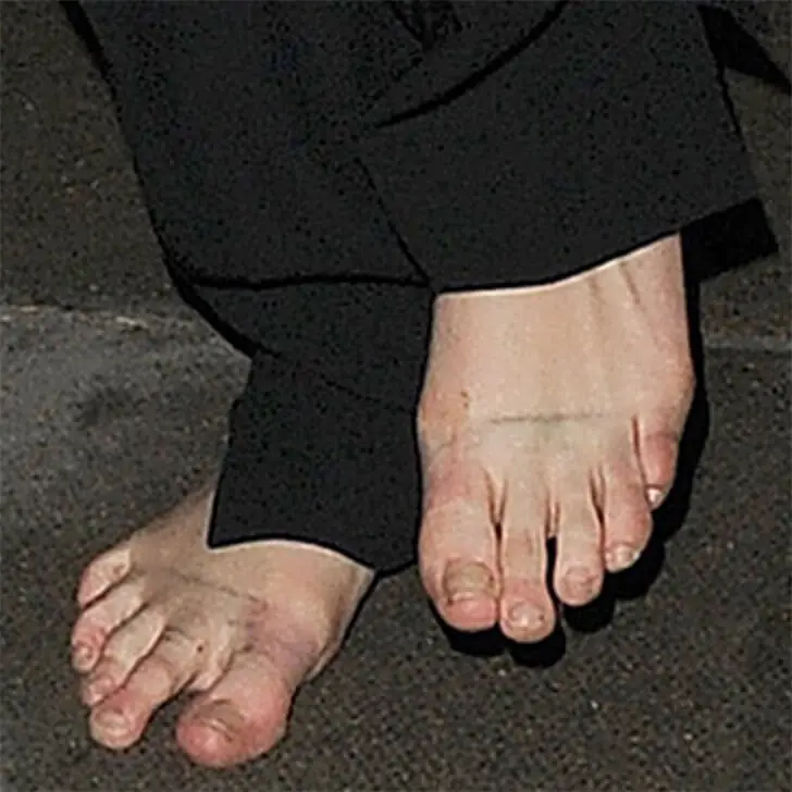 Cara Delevingne Misses Pedicure Day