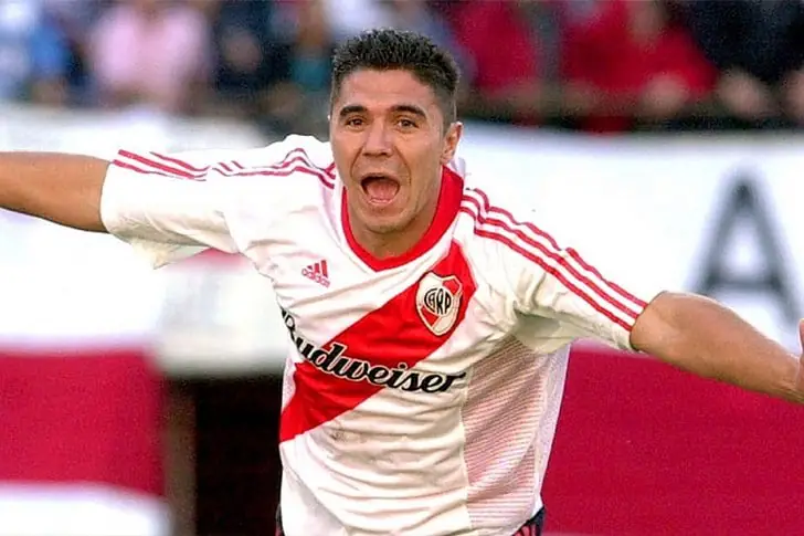 Esteban Fuertes (49 años (2022), Coronel Dorrego) – Desconocido
