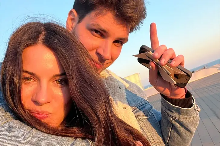 Diego Matamoros y Marta Riumbau
