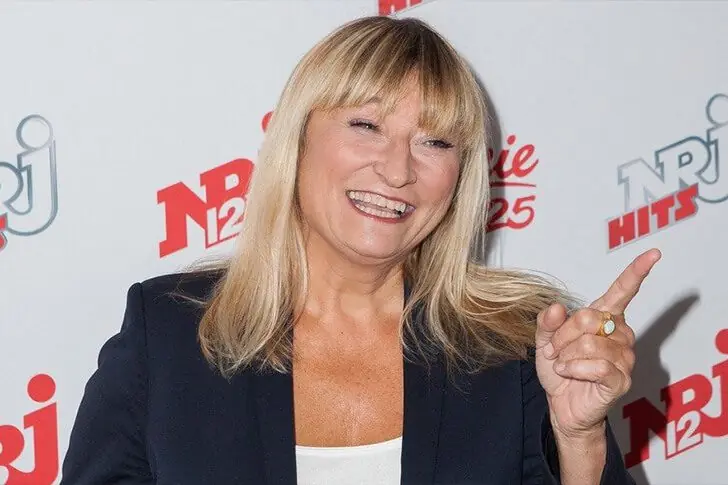 Christine Bravo – Pas moins de 200 0 euros par émission