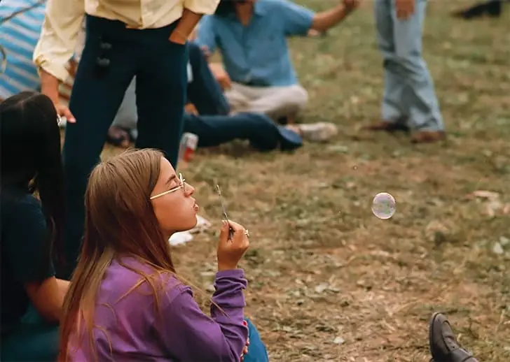 Free People Of All Ages – Unite!