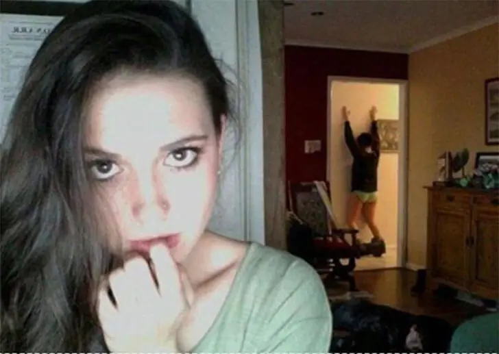 When Selfies Take a Cheeky Turn