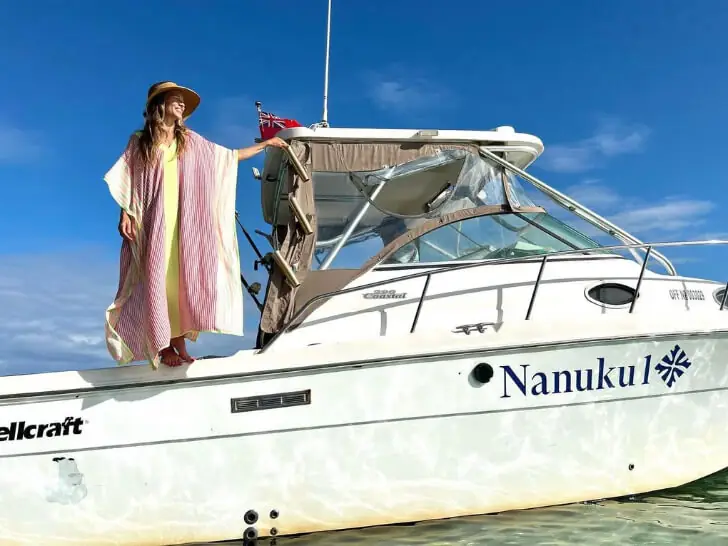 Hilary Swank – Million Dollar Views in Fiji