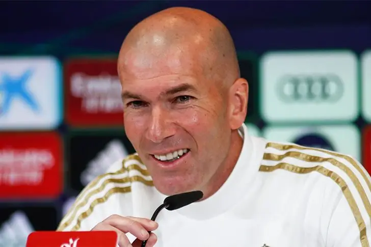 Zinedine Zidane – 120 millions d’euros