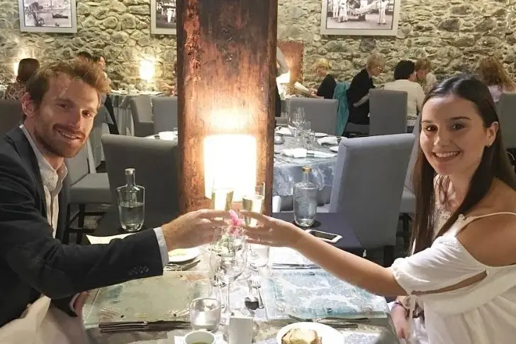 Fernando Aristeguieta – 34 años (2026) y Linden Azcunes – 32 años (2026) – 8 años de matrimonio