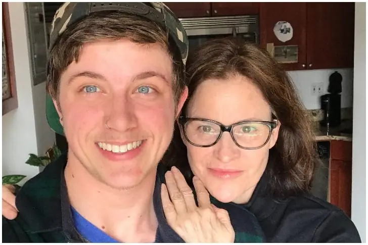 Ally Sheedy Is THE Best Mom!
