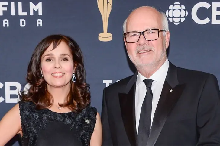Cynthia Dale – 65 years old – and Peter Mansbridge – 78 years old – Together Since 1998
