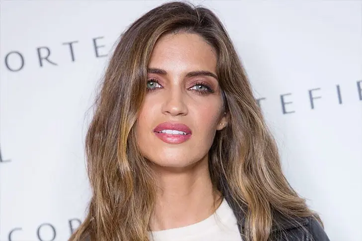 SARA CARBONERO: 2 MILLONES DE EUROS